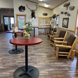 West Yellowstone Visitor Information Center - Stop in and get information before park