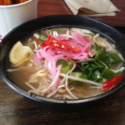 Roll'd Vietnamese Food - Looks Nice but a bit too spicy