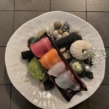 Mako - Sushi Bars Near Me - Chicago, Illinois Mako - Sushi Bars Near Me - Chicago, Illinois