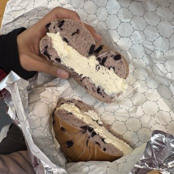 Broad Nosh Bagels - blueberry bagel - Bagels Near Me - New York, New York