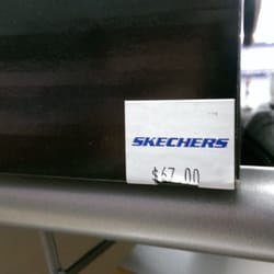SKECHERS Warehouse Outlet - On the box.
