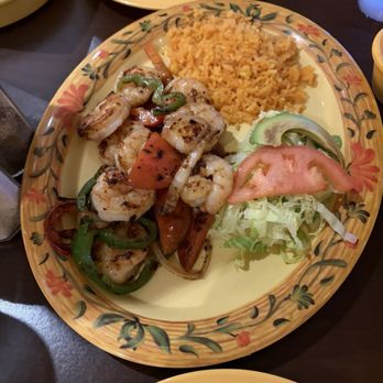 Mi Querido Pueblito - Shrimp fajitas - Mexican Near Me - Valparaiso, Indiana