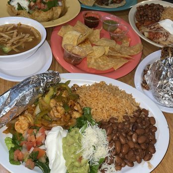 Una Mas Mexican Grill - Mexican Near Me - San Jose, California
