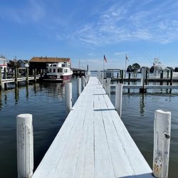 Higgins Yacht Yard