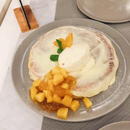 Mango Pancake