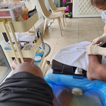 Odd Nail Out - Played tennis on the weekend and the dogs were barking... - Nail Salons Near Me - Los Angeles, California Odd Nail Out - Played tennis on the weekend and the dogs were barking... - Nail Salons Near Me - Los Angeles, California