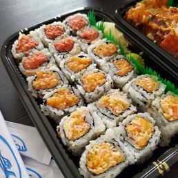 3 roll combo spicy tuna, spicy salmon, spicy Kani. Comes with a soda you grab out of their fridge display. 3 roll combo spicy tuna, spicy salmon, spicy Kani. Comes with a soda you grab out of their fridge display.