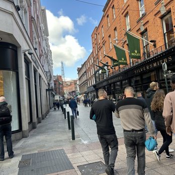 Grafton Street - Landmarks & Historical Buildings Near Me - Dublin, D