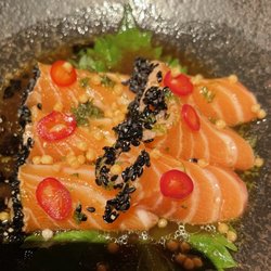 Zuma London - Salmon sashimi