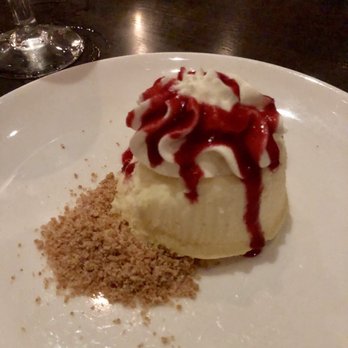 Palisade - Cheesecake - Seafood Near Me - Seattle, Washington Palisade - Cheesecake - Seafood Near Me - Seattle, Washington