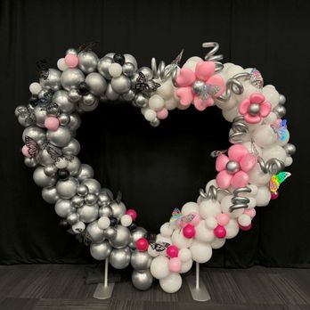 Balloon Fairies Events - Heart shaped balloon backdrop. - Balloon Services Near Me Balloon Fairies Events - Heart shaped balloon backdrop. - Balloon Services Near Me