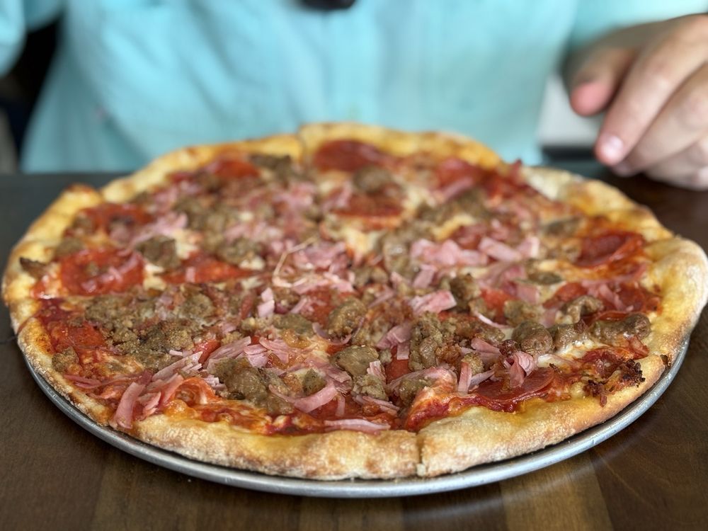 Canepa’s Pizza Shop Logo