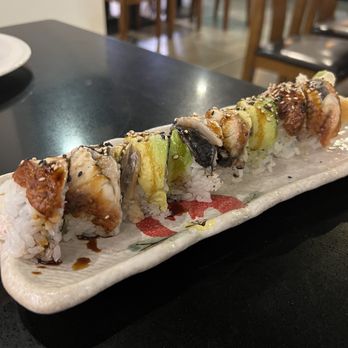 Sakura Bistro Tapas & Sake Bar - Dragon Roll - Sushi Bars Near Me - Oakland, California