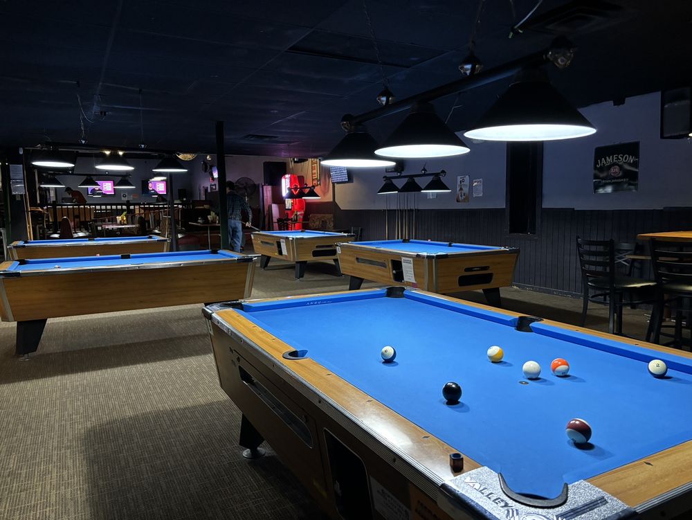 SHOOTERS POOL & SPORTS BAR Updated August 2024 908 Fort Crook Rd S, Bellevue, Nebraska
