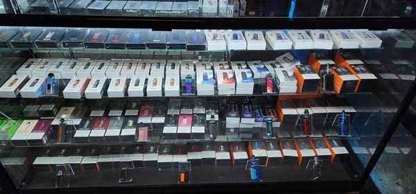 vape shop thornaby Disposable Vapes | 0% Nicotine | Hassle-free single-use vapes main image 1