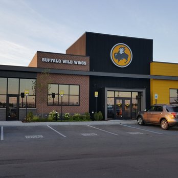 Buffalo Wild Wings - Storefront for BW3 Adrian - Chicken Wings Near Me - Adrian, Michigan