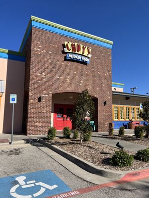 Chuy's by null