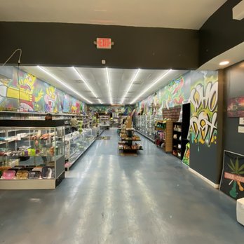 Smoke Sum - Inside - Vape Shops Near Me - New Orleans, Louisiana Smoke Sum - Inside - Vape Shops Near Me - New Orleans, Louisiana