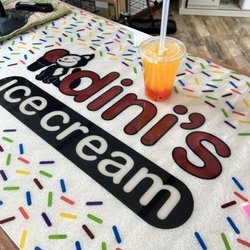 Dini's - Passion Fruit Boba