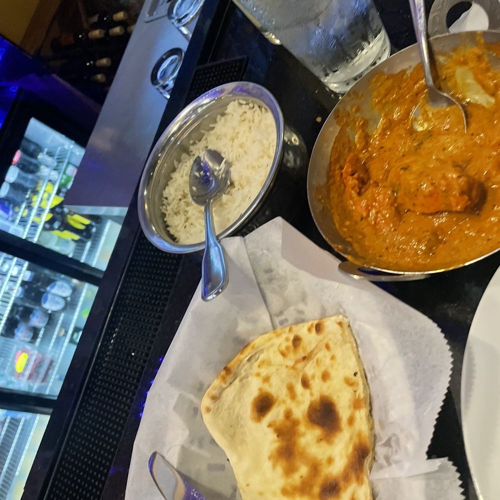 Saffron Indian Bistro - Butter Chicken and Naan - Indian Near Me - Virginia Beach, Virginia