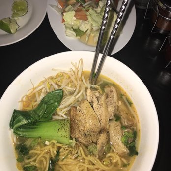 9 Thai Restaurant - Thai Near Me - Denver, Colorado