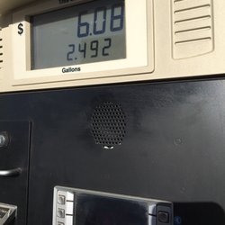 Arco ampm - Cards not reading at the pump then they charge you to pay inside, pumps not locked