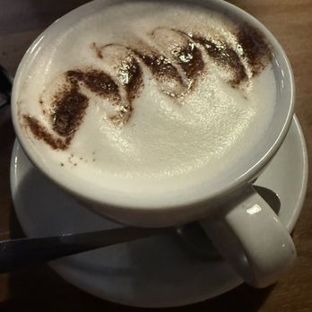 The Quays Irish Restaurant - Cappuccino - Irish Near Me - Dublin, D