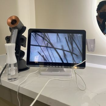 Purelux Scalp Spa - Scalp scanning technology - Day Spas Near Me - Irvine, California Purelux Scalp Spa - Scalp scanning technology - Day Spas Near Me - Irvine, California