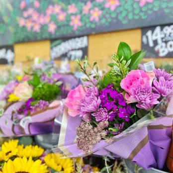 Trader Joe's - Pretty flowers | IG @moniquedao - Grocery Near Me - Yorba Linda, California Trader Joe's - Pretty flowers | IG @moniquedao - Grocery Near Me - Yorba Linda, California