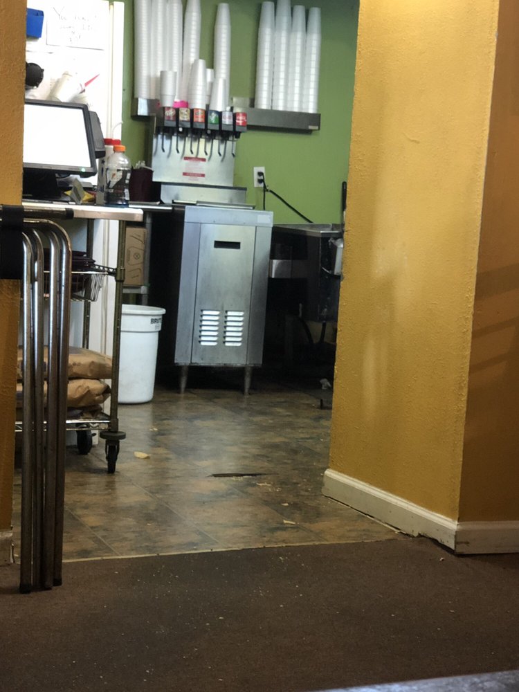 JALAPENOS 14 Photos & 29 Reviews Mexican 117 McKinney St