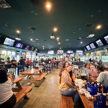Froggers - Altamonte Springs - Chicken Wings Near Me - Altamonte Springs, Florida Froggers - Altamonte Springs - Chicken Wings Near Me - Altamonte Springs, Florida