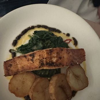 Paris Café - Salmon - Cafes Near Me - Jamaica, New York