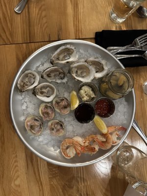 Maine Street Bistro by null