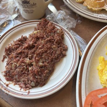 Sunnyside Cafe & Restaurant - Homemade Corned Beef Hash - Breakfast & Brunch Near Me - Virginia Beach, Virginia