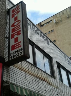 Segal's Market by null