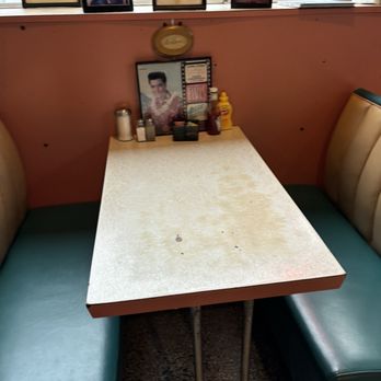 Arcade Restaurant - Elvis booth - Diners Near Me - Memphis, Tennessee Arcade Restaurant - Elvis booth - Diners Near Me - Memphis, Tennessee
