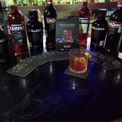Metro Rock Bar - Las mejores marcas, los mejores cocteles