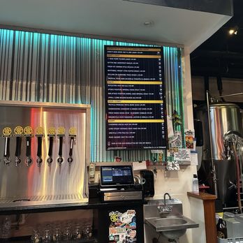 Crank Arm Brewing Company - Breweries Near Me - Raleigh, North Carolina