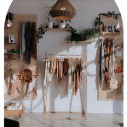 Janes Family Shop - Shop our latest styles!