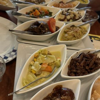 Tujuh Maret - Rice table - Indonesian Near Me - Amsterdam, New Hampshire Tujuh Maret - Rice table - Indonesian Near Me - Amsterdam, New Hampshire