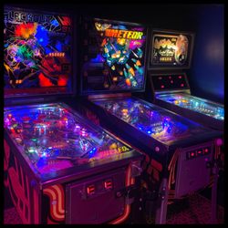 The Kraken Bar & Lounge - Pinball at our new location!