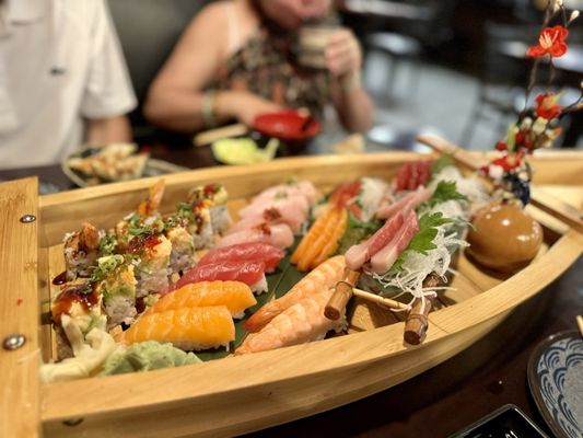 Kizuna Restaurant - Sushi & Grill KIZUNA JAPANESE SUSHI AND GRILL - Updated July 2025 - 1660 Photos & 525