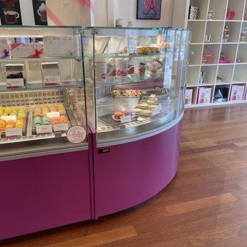 Le Macaron French Pastries - Coffee & Tea Near Me - Celebration, Florida Le Macaron French Pastries - Coffee & Tea Near Me - Celebration, Florida