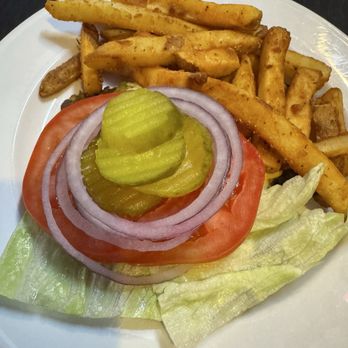 Last Stop Brewing - Black Bean Burger & Fries no bun - Brewpubs Near Me - Shelbyville, Kentucky Last Stop Brewing - Black Bean Burger & Fries no bun - Brewpubs Near Me - Shelbyville, Kentucky