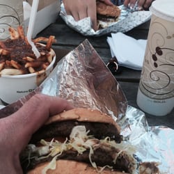 Mrs Mikes - King Burger