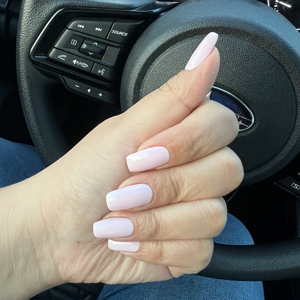 209 Nails Lounge - Nail Salons Near Me - Stockton, California