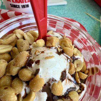 Spangles - Mudslide with peanuts - Burgers Near Me - Topeka, Kansas Spangles - Mudslide with peanuts - Burgers Near Me - Topeka, Kansas