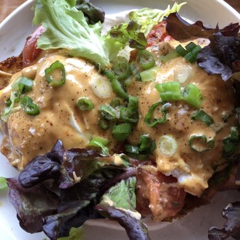 Sunbird Cape Cod - Eggs benedict - New American Near Me - Orleans, Massachusetts