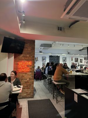 PIZZATA PIZZERIA & BIRRERIA by null