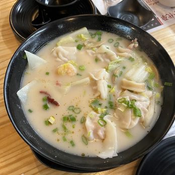 Mama Lu's Dumpling House - Wor wonton soup - perfect on a cold night! - Dim Sum Near Me - Tustin, California Mama Lu's Dumpling House - Wor wonton soup - perfect on a cold night! - Dim Sum Near Me - Tustin, California